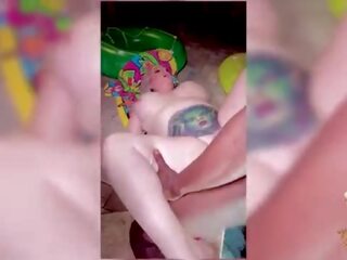Blondinė porno žvaigždė milf kendra kox gauna jos šūdas apie iki as baseinas su bbc don sudan